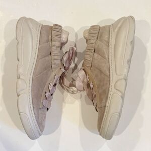 Softwaves Nubuck Comfort Sneaker 39.5 Tan Ribbon Tie Arch Support